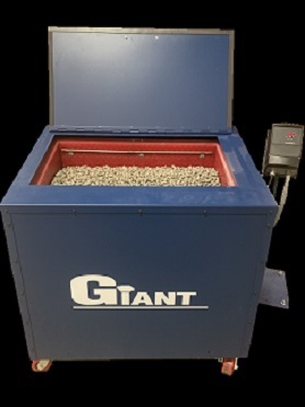 Giant Tumbler Model W 5 BLK Background Final50